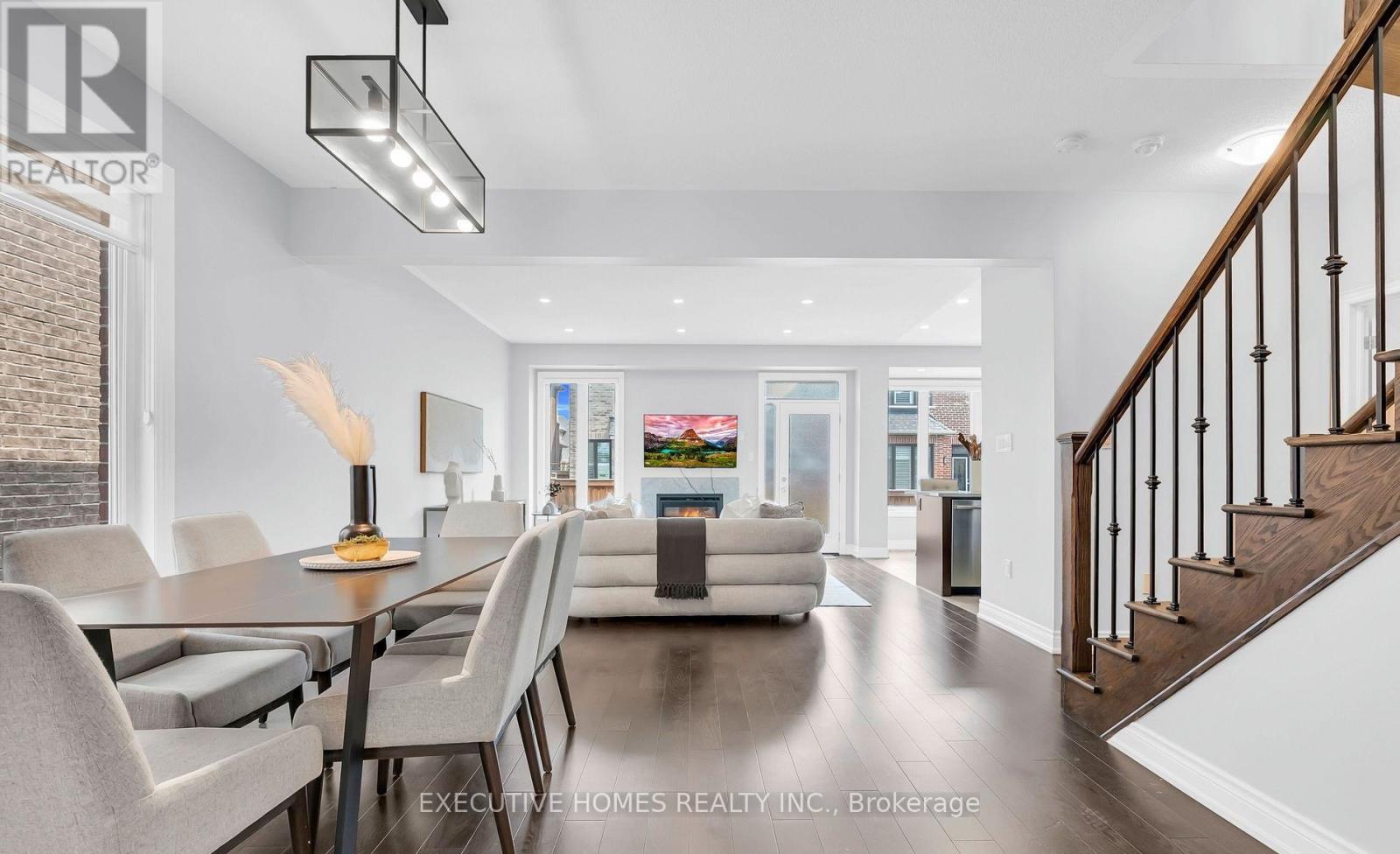 1221 Raspberry Terrace, Milton, Ontario  L9T 2X5 - Photo 5 - W12641946