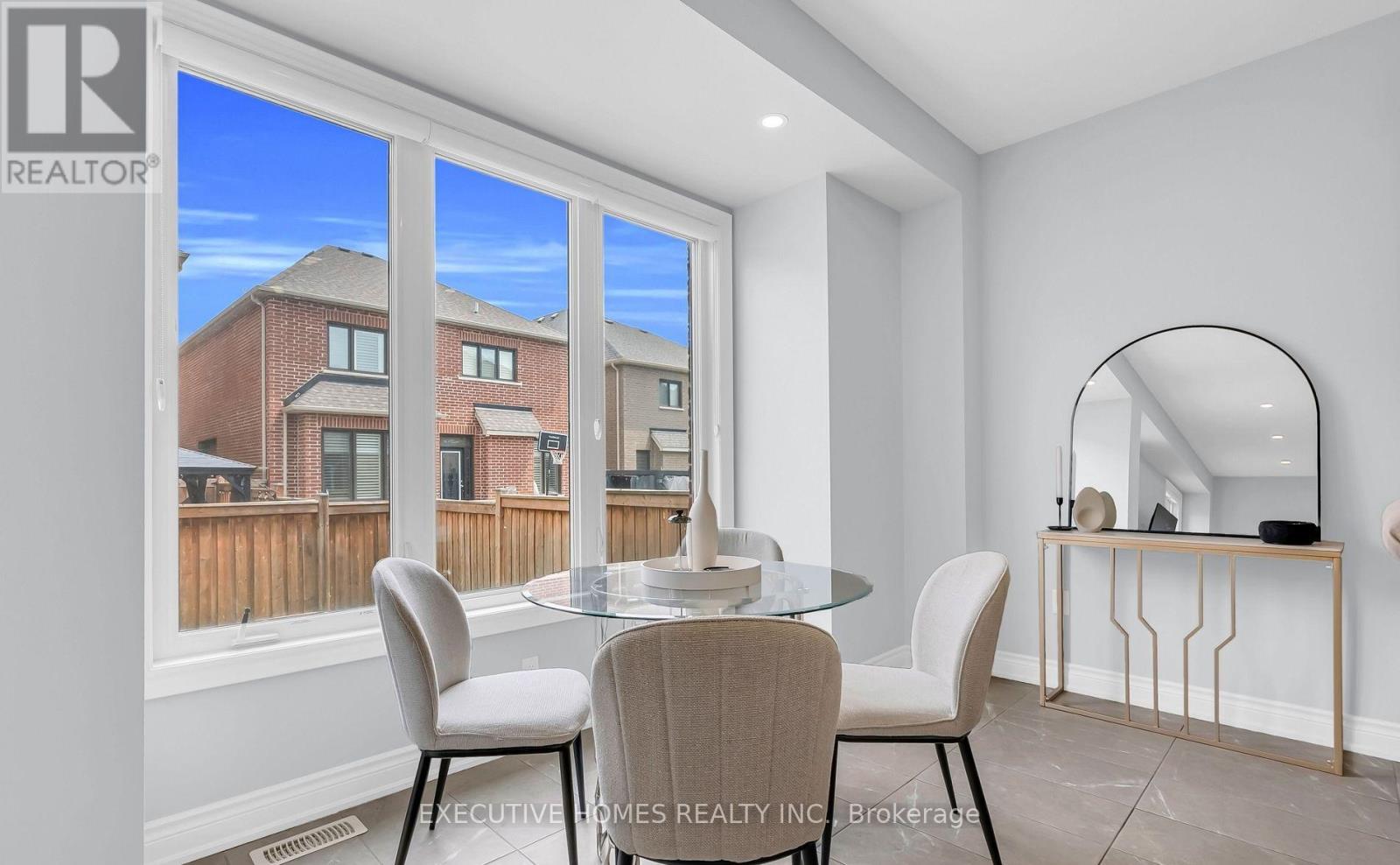 1221 Raspberry Terrace, Milton, Ontario  L9T 2X5 - Photo 6 - W12641946