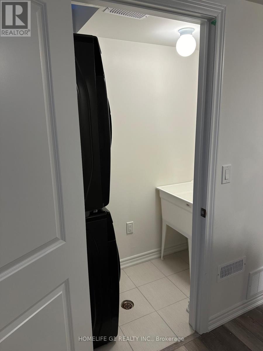 8 - 68 First Street, Orangeville, Ontario  L9W 2E4 - Photo 8 - W12641956