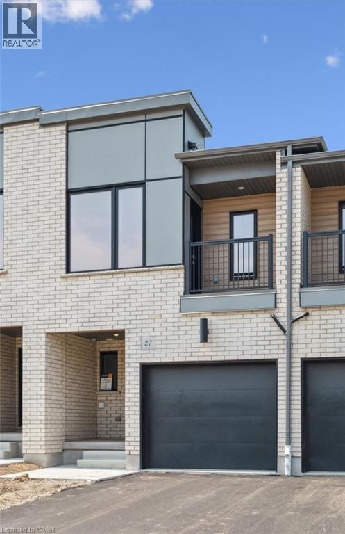 27 BENNINGER Drive, Kitchener, Ontario