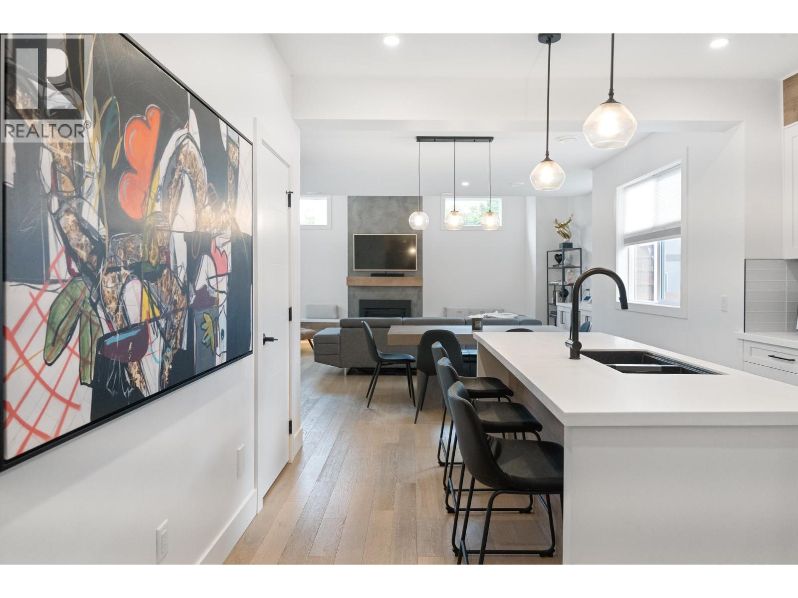 2481 Ethel Street, Kelowna, British Columbia  V1Y 3A4 - Photo 8 - 10358542