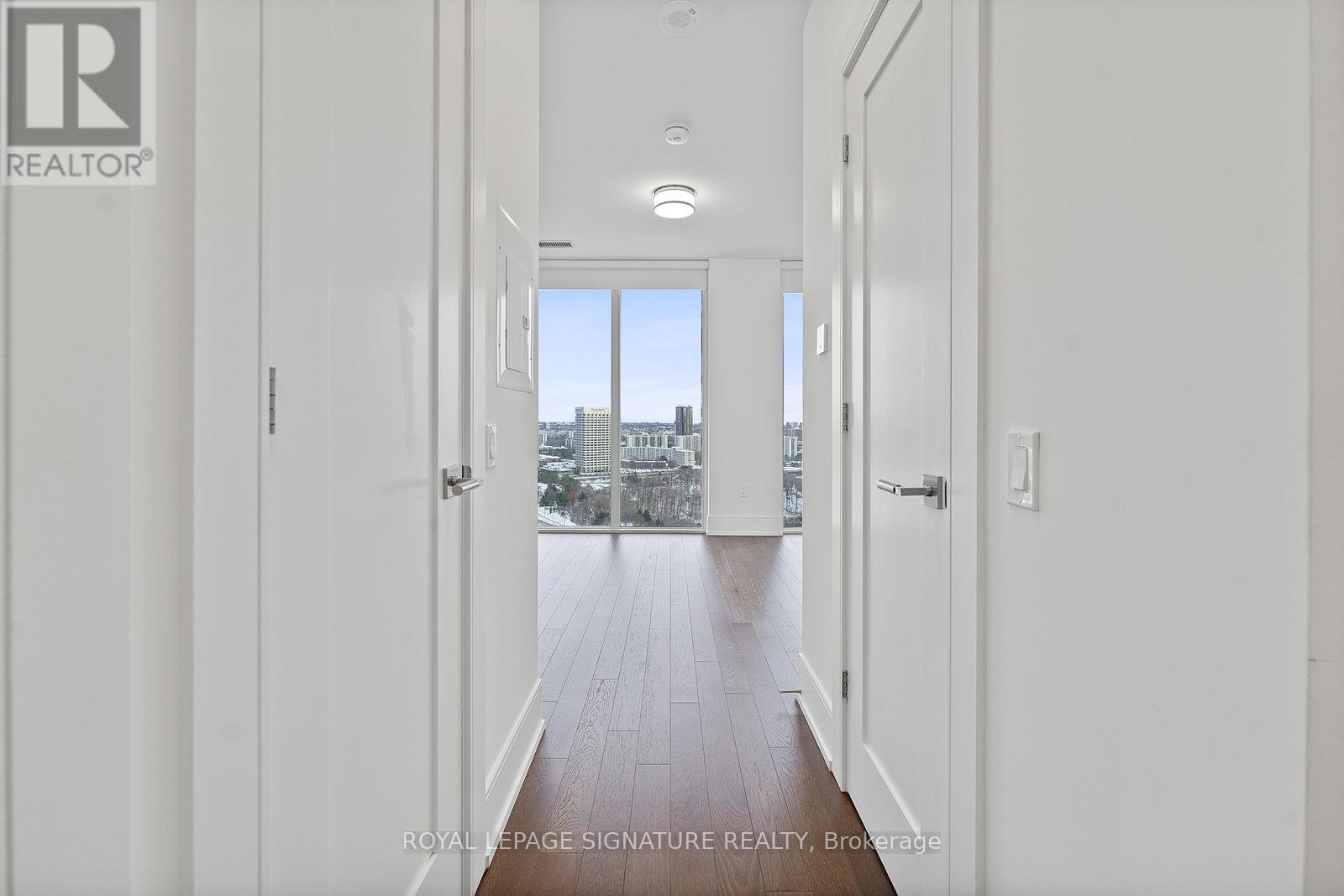 2507 - 30 Inn On The Park Drive, Toronto, Ontario  M3C 0P8 - Photo 14 - C12462502