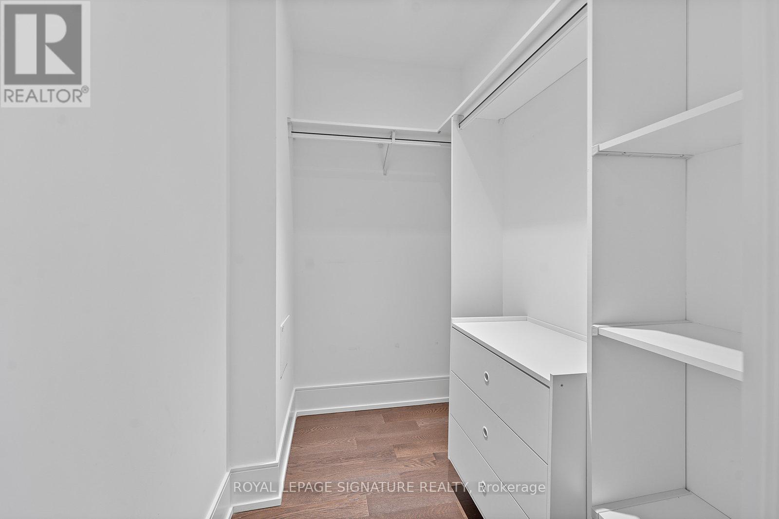 2507 - 30 Inn On The Park Drive, Toronto, Ontario  M3C 0P8 - Photo 21 - C12462502