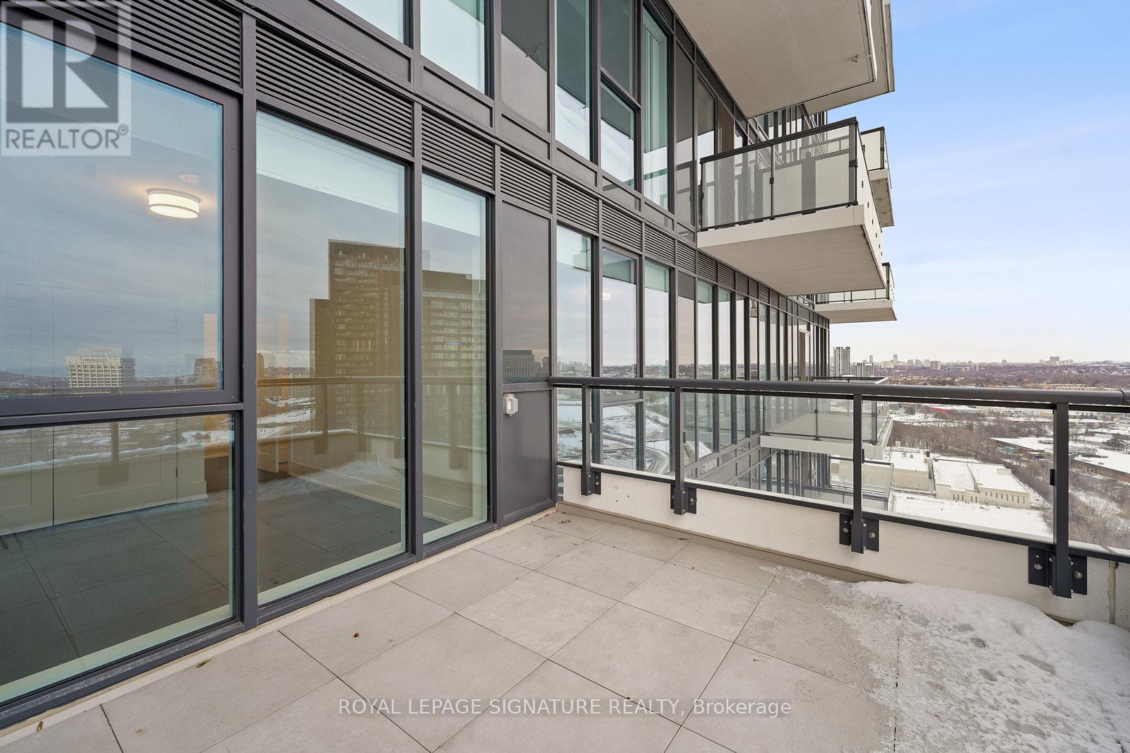 2507 - 30 Inn On The Park Drive, Toronto, Ontario  M3C 0P8 - Photo 42 - C12462502