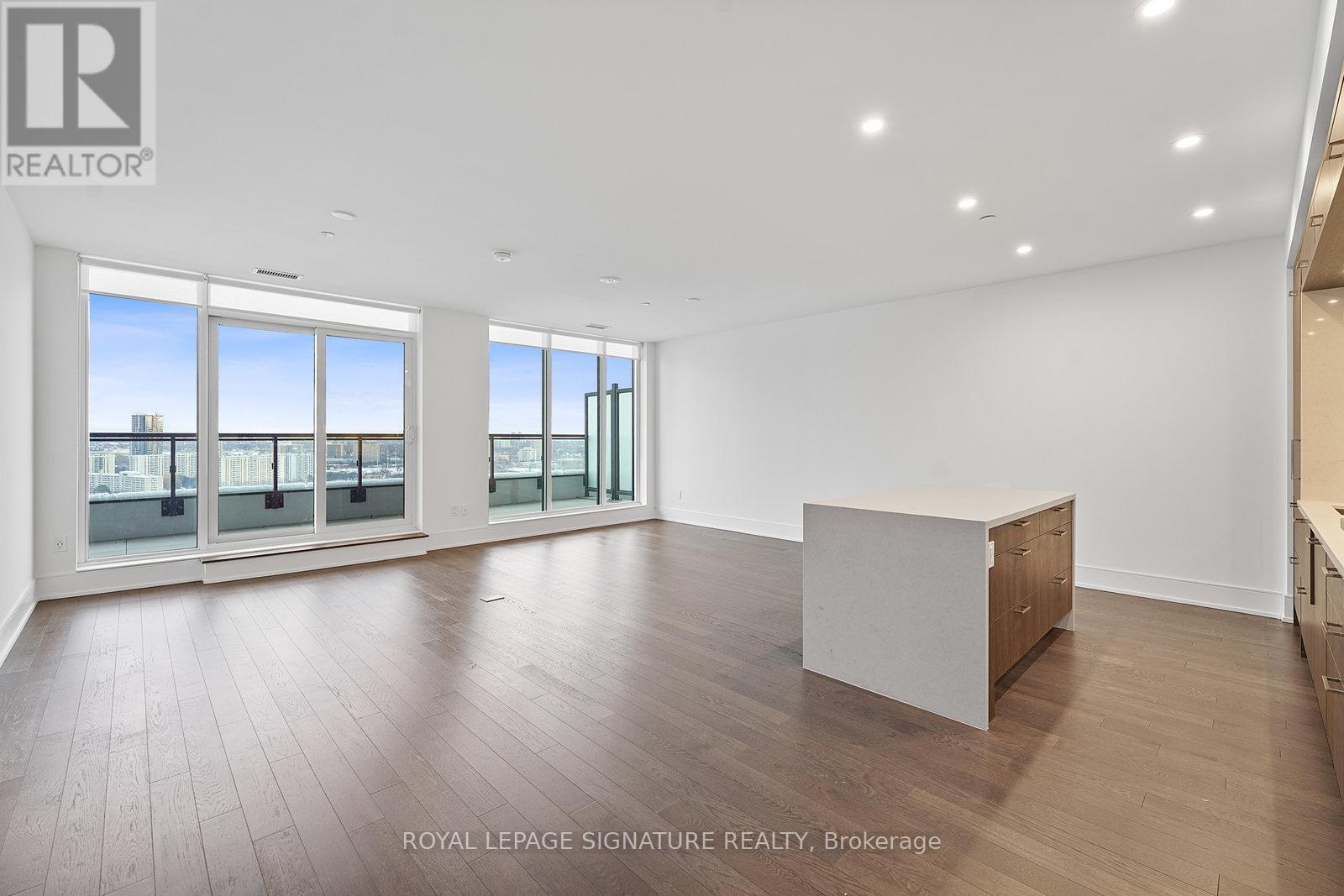 2507 - 30 Inn On The Park Drive, Toronto, Ontario  M3C 0P8 - Photo 4 - C12462502