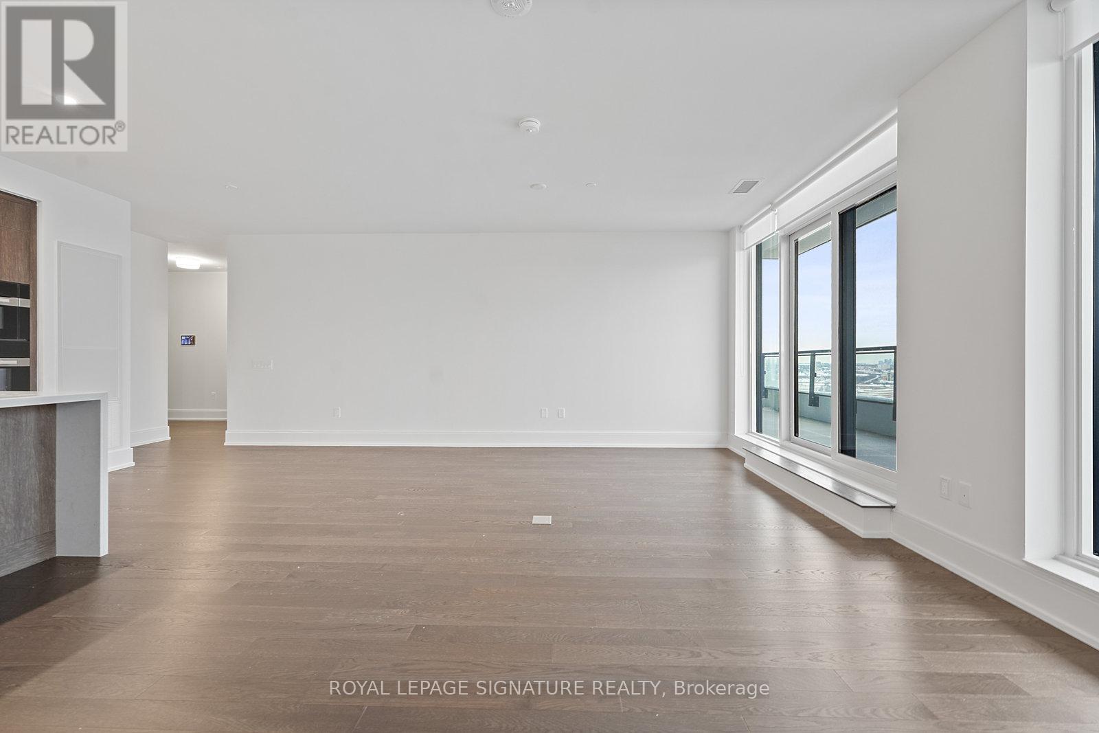 2507 - 30 Inn On The Park Drive, Toronto, Ontario  M3C 0P8 - Photo 6 - C12462502