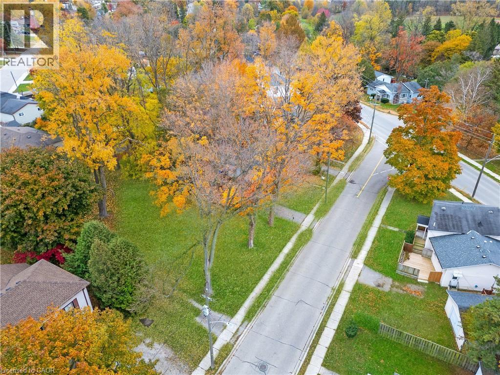 305 Hall Street, Ingersoll, Ontario  N5C 1V8 - Photo 11 - 40788832