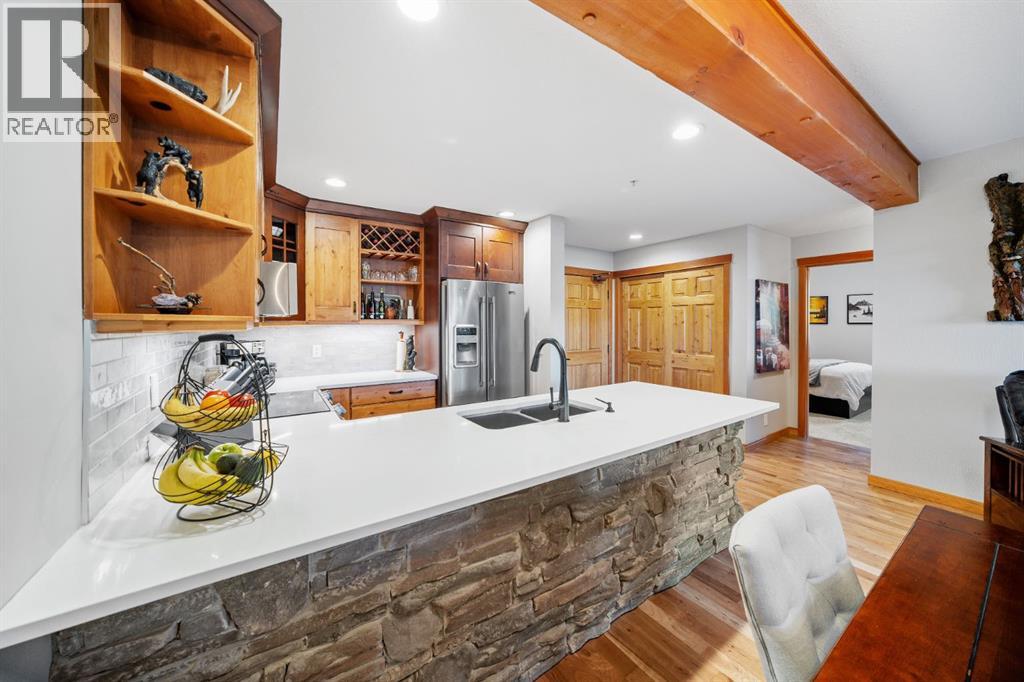 112, 104 Armstrong Place, Canmore, Alberta  T1W 3L5 - Photo 2 - A2268489