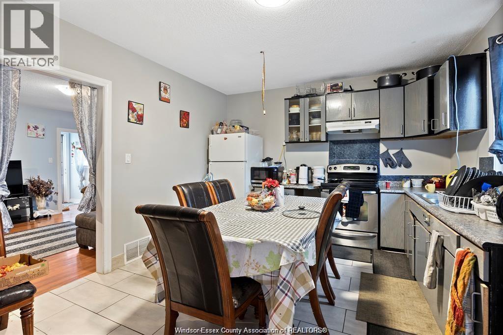 4 Hazelton Street, Leamington, Ontario N8H 1B6 - Photo 15 - 25031854