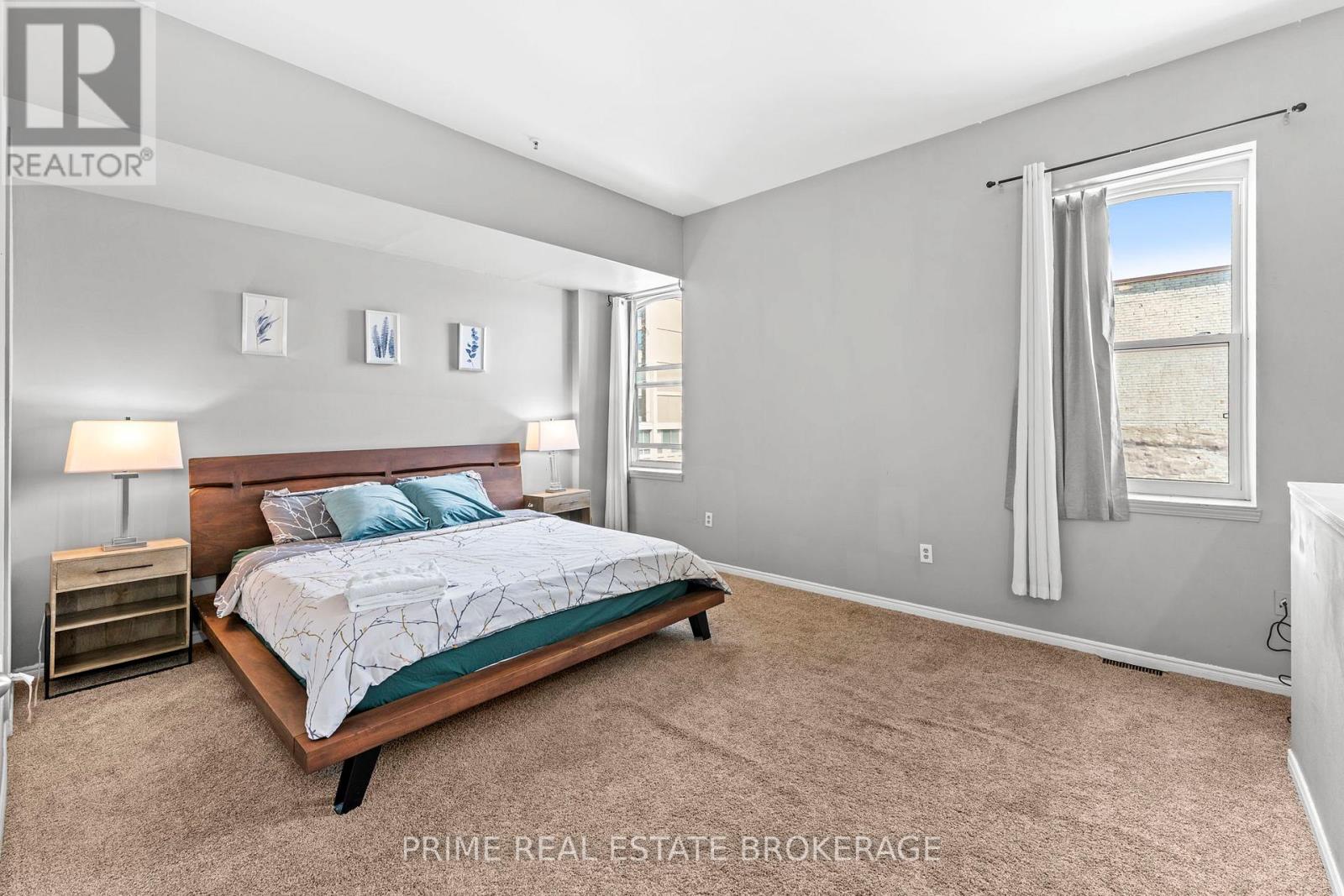 Unit 5 - 366 Richmond Street, London East, Ontario  N6A 3C7 - Photo 11 - X12615586