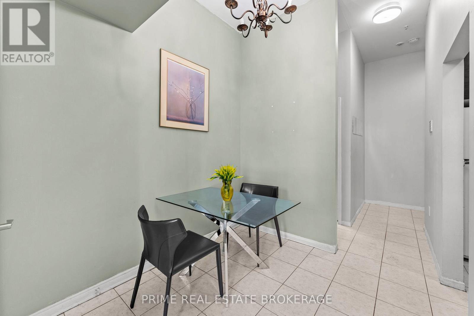 Unit 5 - 366 Richmond Street, London East, Ontario  N6A 3C7 - Photo 6 - X12615586