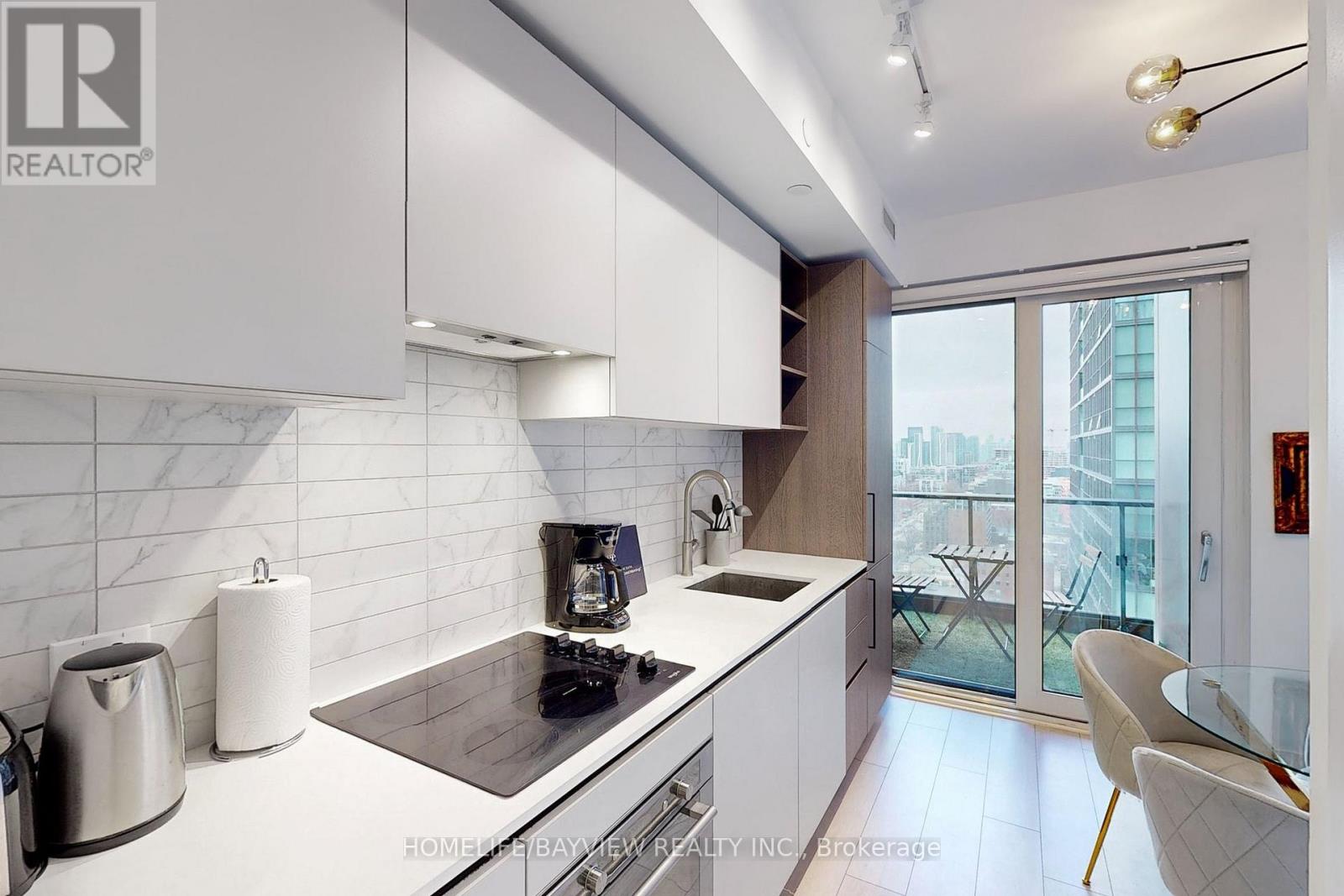 2305 - 55 Mercer Street, Toronto, Ontario  M5V 0W4 - Photo 5 - C12641996