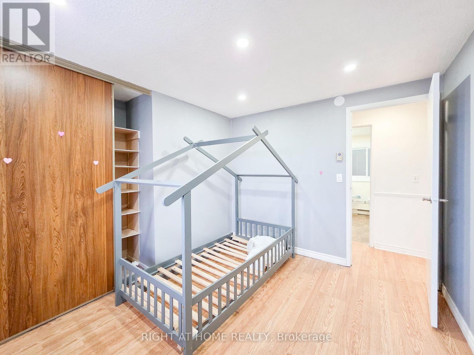 556 Capilano Crescent, Oshawa, Ontario  L1H 7V2 - Photo 13 - E12642002