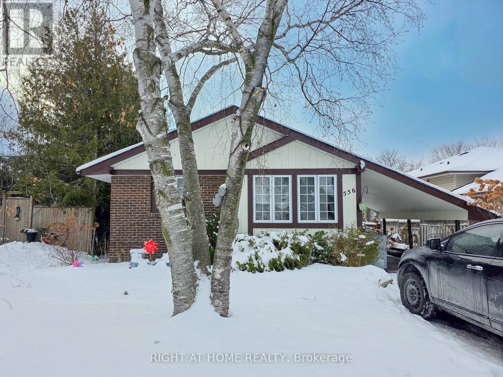 556 Capilano Crescent, Oshawa, Ontario  L1H 7V2 - Photo 2 - E12642002