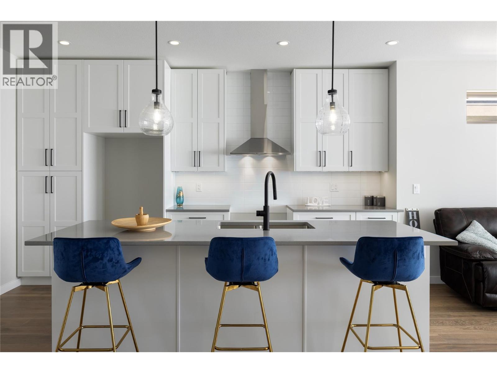 595 Vineyard Way N Unit# 9, Vernon, British Columbia  V1H 2M2 - Photo 6 - 10330591