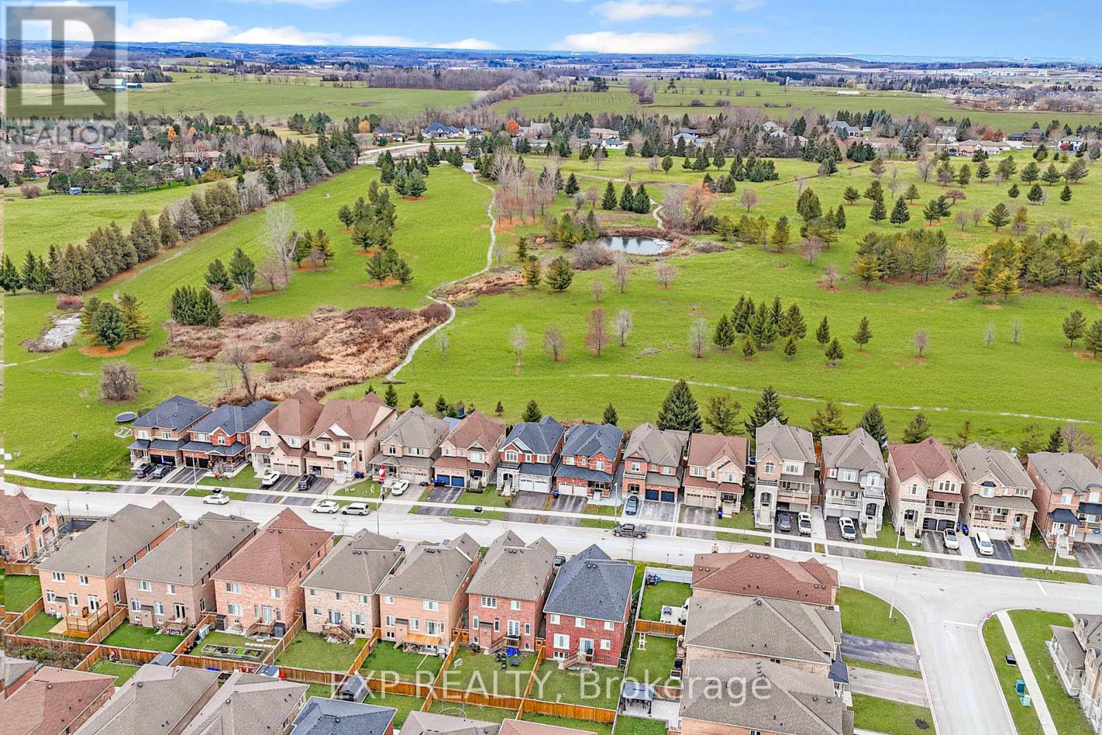 166 Inverness Way, Bradford West Gwillimbury, Ontario  L3Z 2A6 - Photo 9 - N12642014