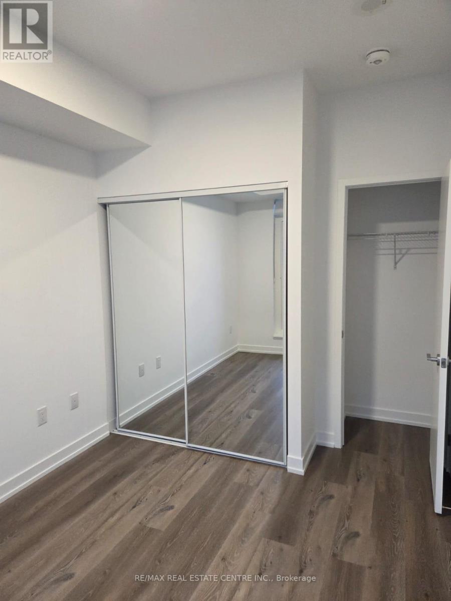 3307 - 395 Square One Drive, Mississauga, Ontario  L5B 0P6 - Photo 9 - W12641980