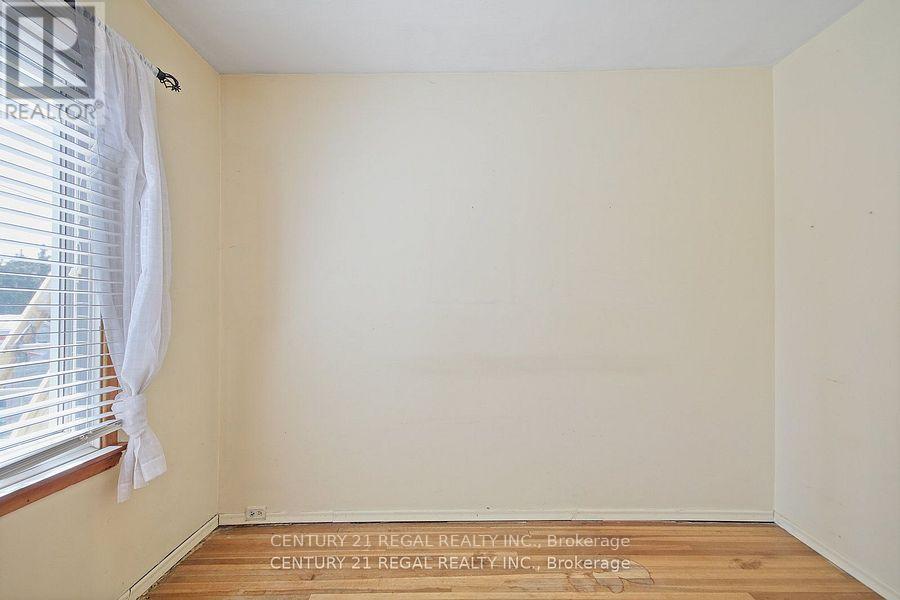 102 Newcastle Street, Toronto, Ontario  M8Z 1C8 - Photo 10 - W12642010