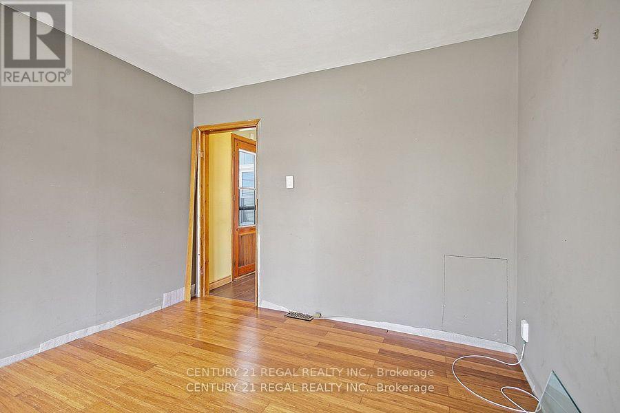 102 Newcastle Street, Toronto, Ontario  M8Z 1C8 - Photo 25 - W12642010