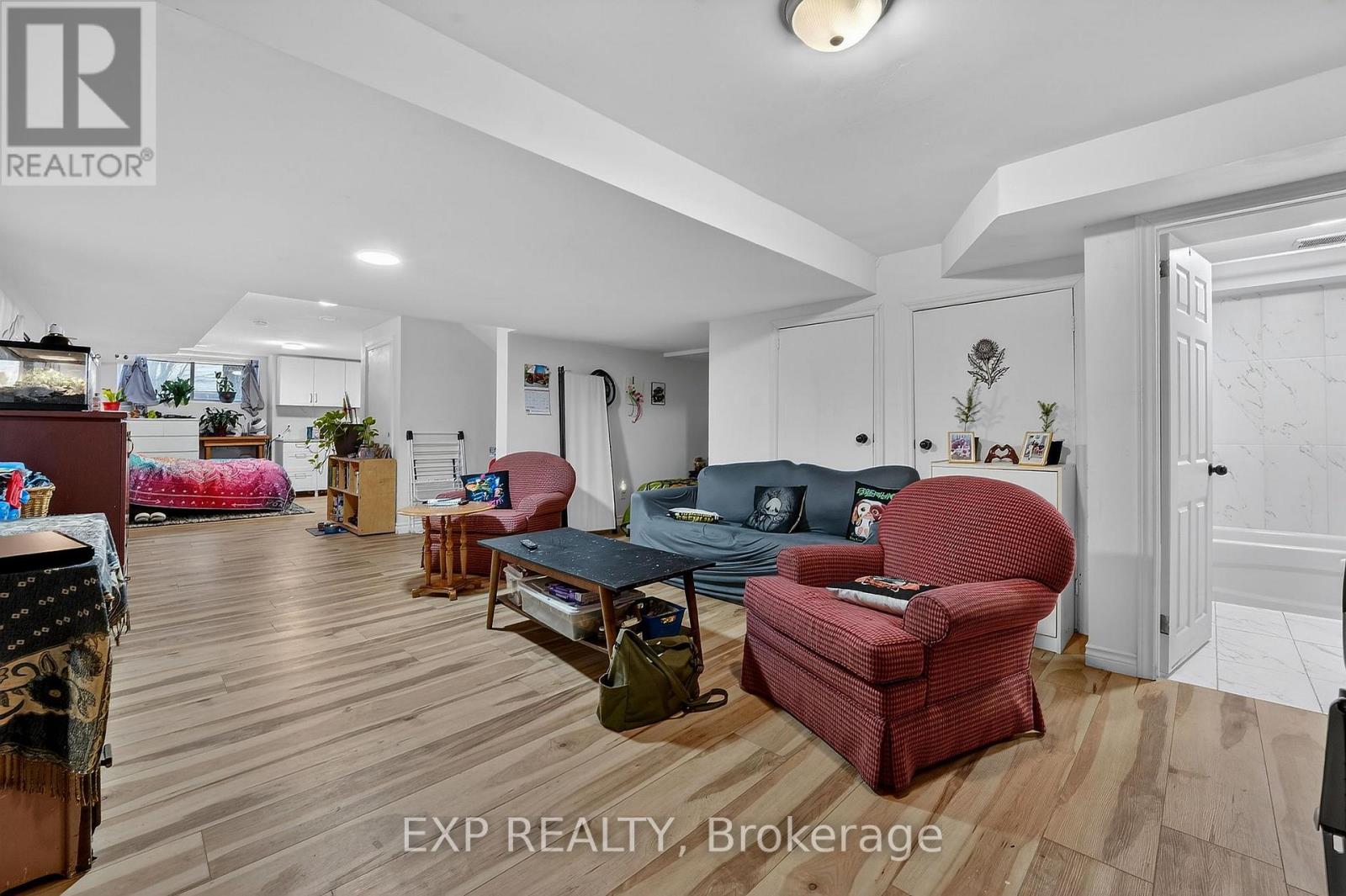 24 Charles Street, Port Colborne, Ontario  L3K 3R2 - Photo 11 - X12641986