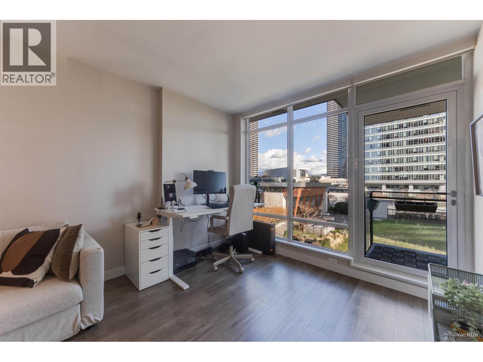 706 2008 Rosser Avenue, Burnaby, British Columbia V5C 0H8 - Photo 3 - R3074217