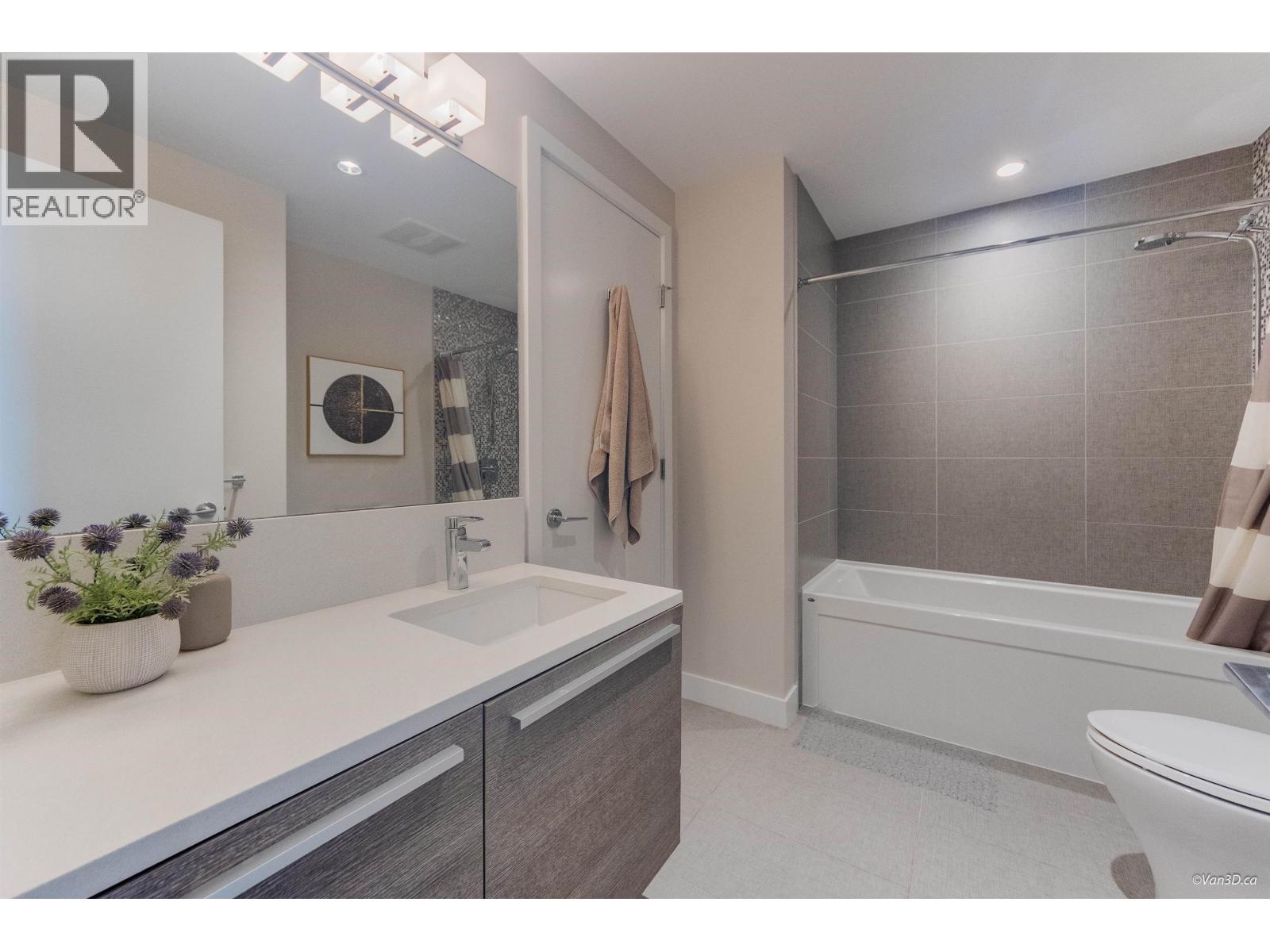 706 2008 Rosser Avenue, Burnaby, British Columbia V5C 0H8 - Photo 7 - R3074217