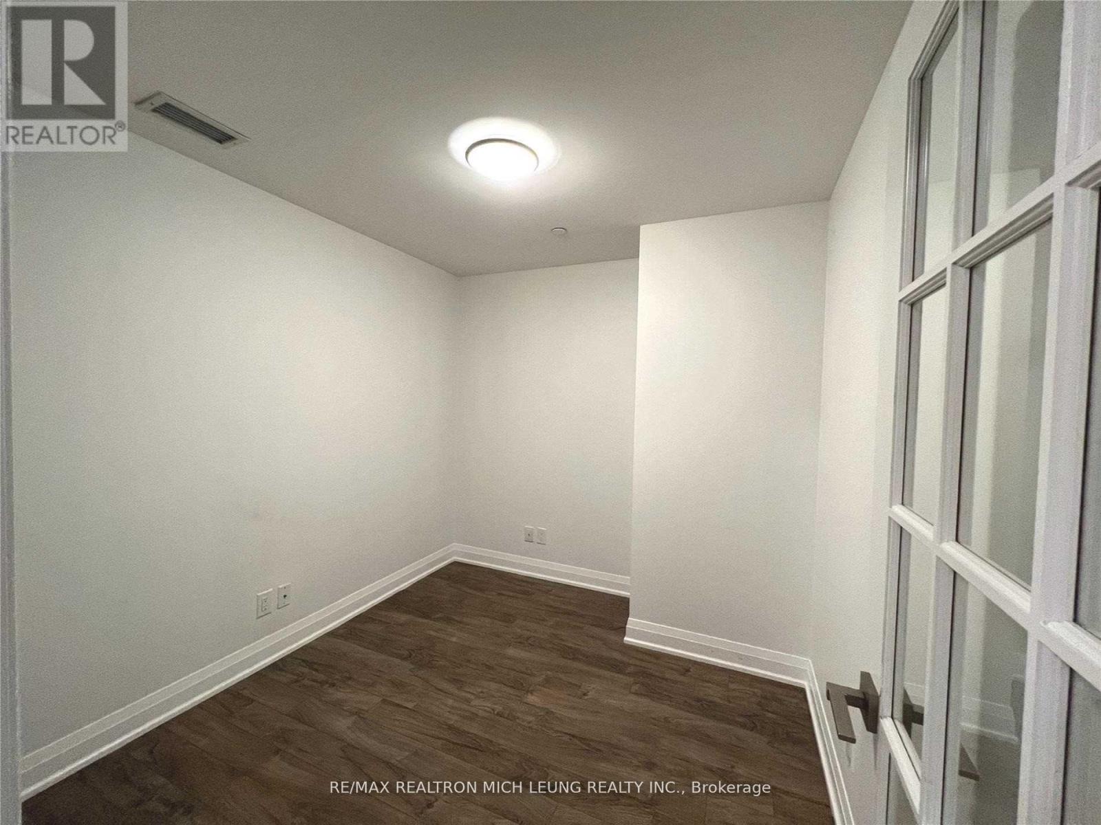 332 - 18 Uptown Drive, Markham, Ontario  L3R 5M5 - Photo 11 - N12642022