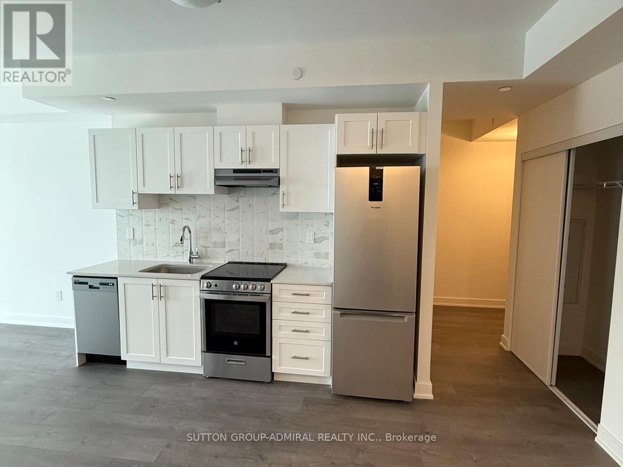 B1001 - 715 Davis Drive E, Newmarket, Ontario  L3Y 0J2 - Photo 13 - N12642040