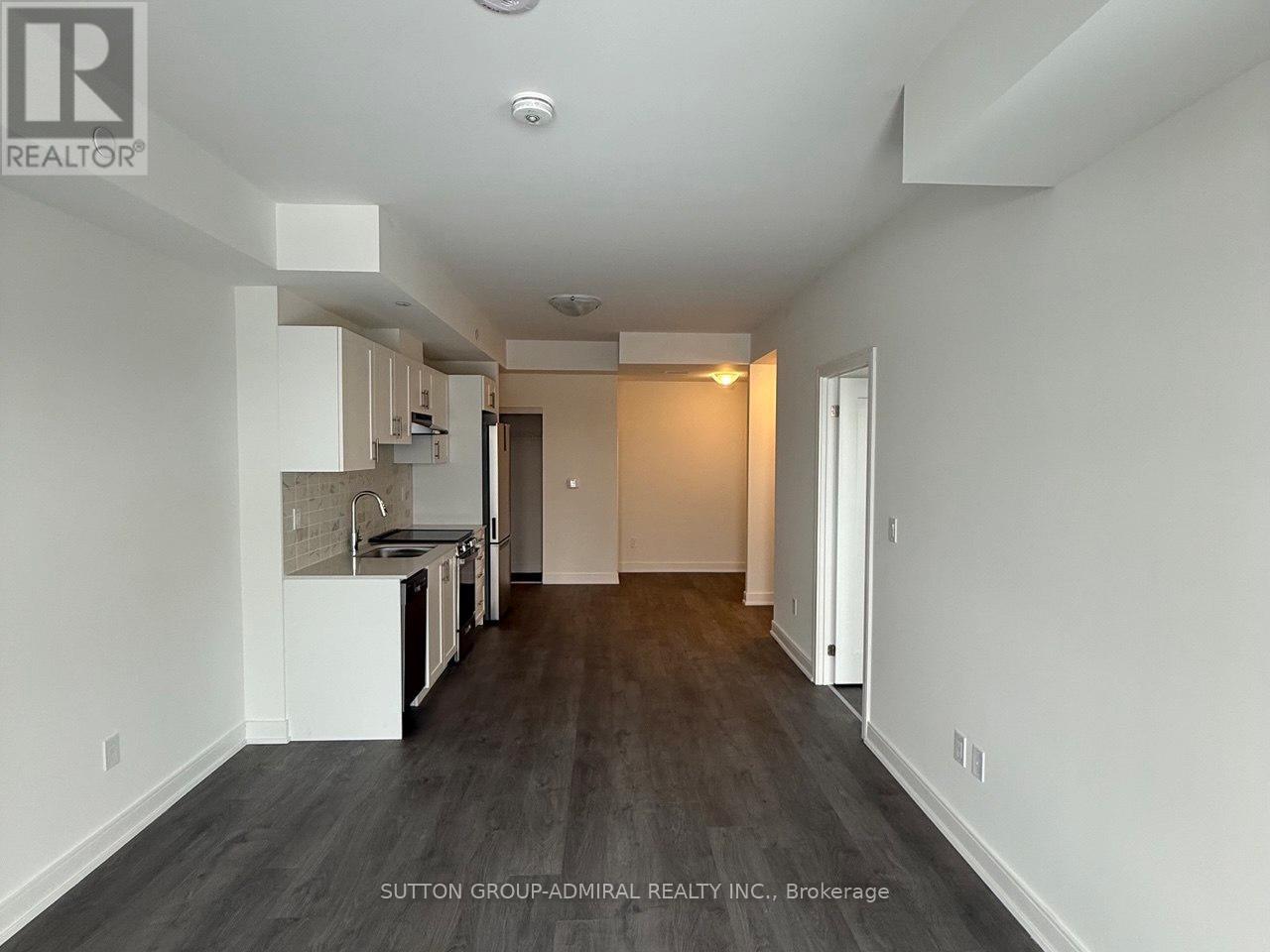 B1001 - 715 Davis Drive E, Newmarket, Ontario  L3Y 0J2 - Photo 17 - N12642040