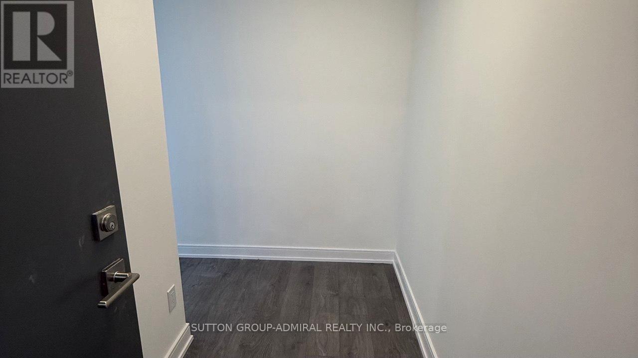 B1001 - 715 Davis Drive E, Newmarket, Ontario  L3Y 0J2 - Photo 9 - N12642040