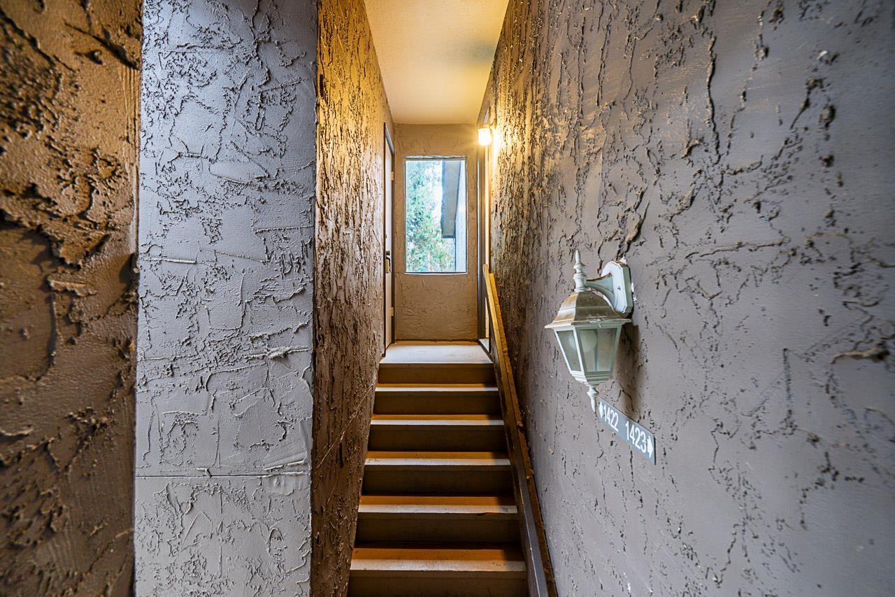 1422 34909 Old Yale Road, Abbotsford, British Columbia  V3G 2E7 - Photo 4 - R3074481