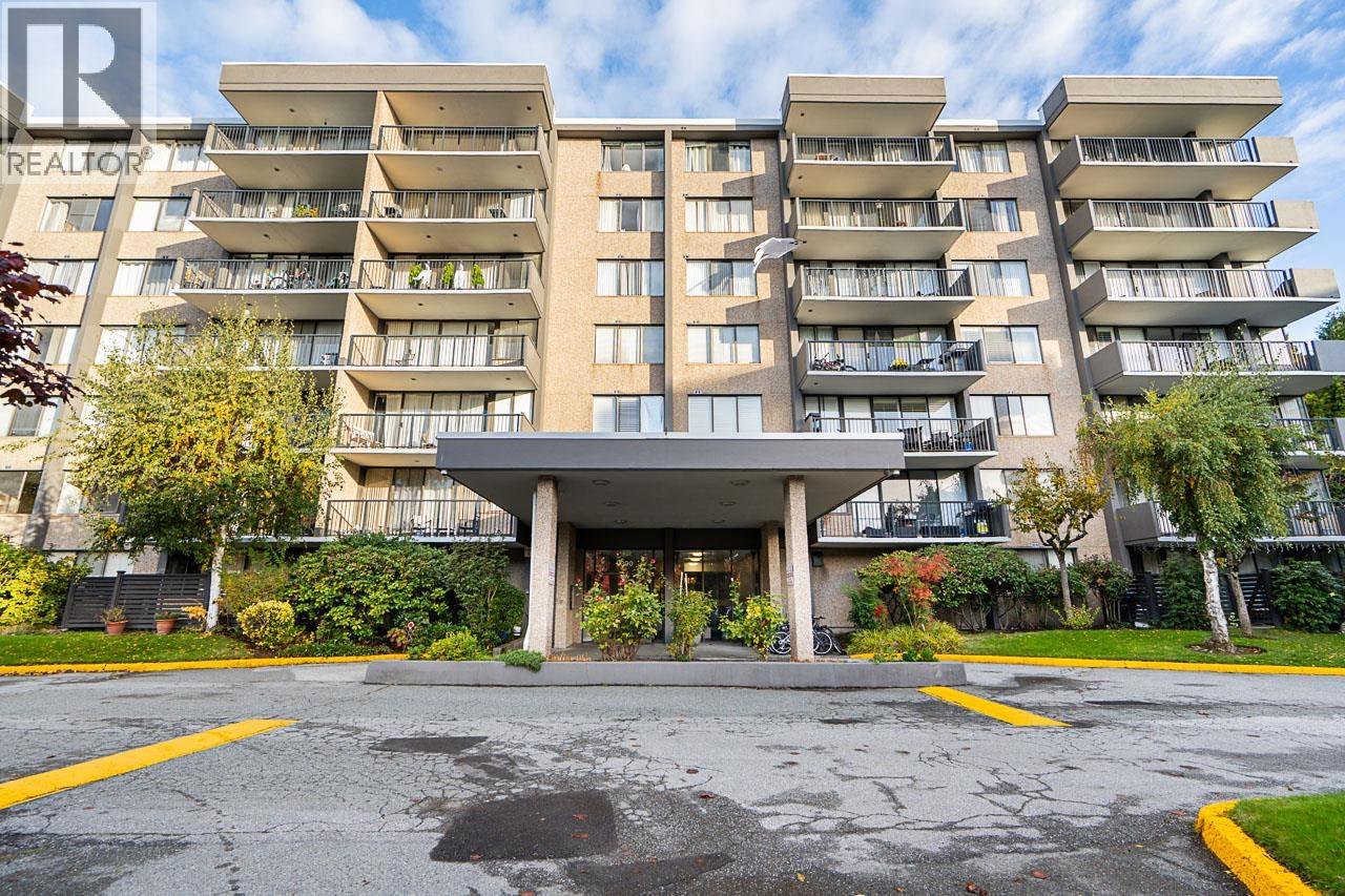 402 9300 PARKSVILLE DRIVE, Richmond, British Columbia