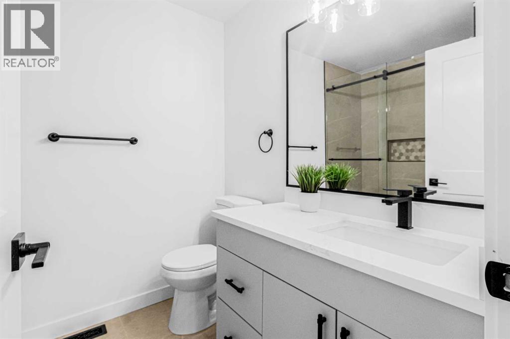 2, 112 Erin Grove Close Se, Calgary, Alberta  T2B 2T4 - Photo 26 - A2272674