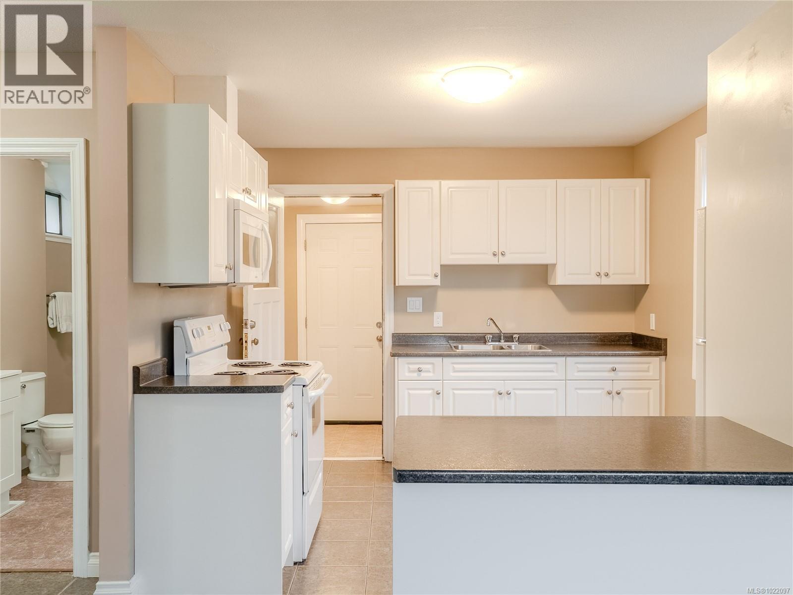 1381 Discovery Ave, Nanaimo, British Columbia  V9S 5B5 - Photo 4 - 1022097