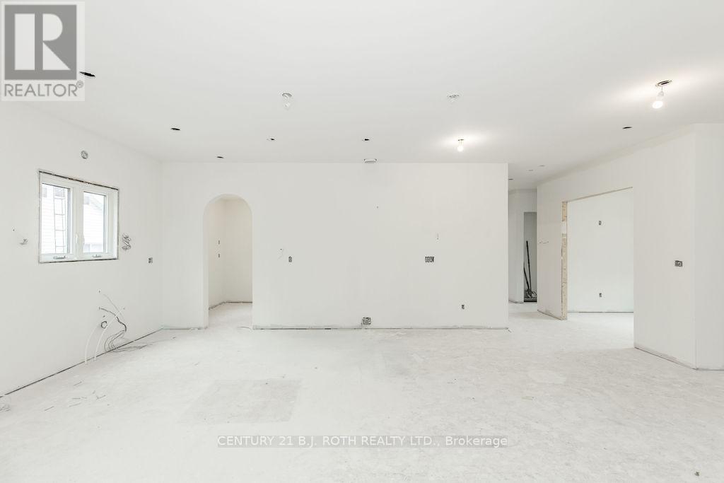 56 Brennan Avenue, Barrie, Ontario  L4N 4B1 - Photo 20 - S12642042