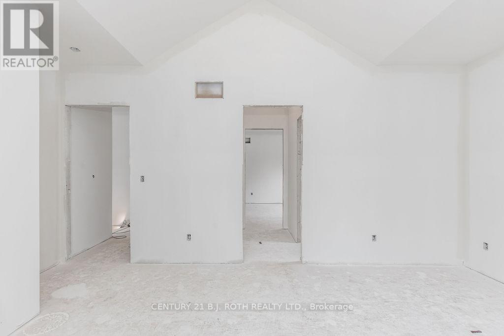 56 Brennan Avenue, Barrie, Ontario  L4N 4B1 - Photo 43 - S12642042