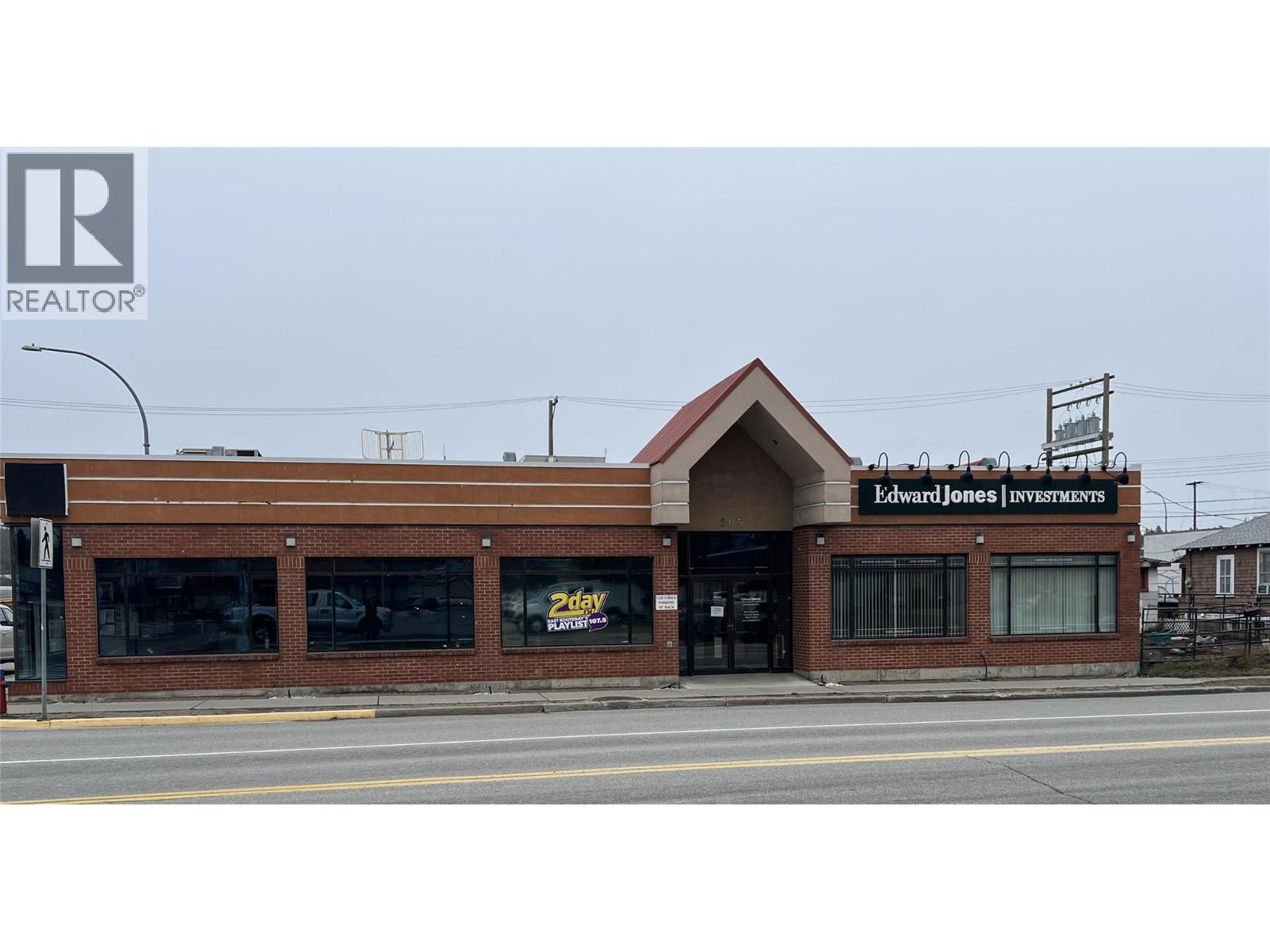 205 Cranbrook Street N, Cranbrook, British Columbia  V1C 3R1 - Photo 1 - 10371355