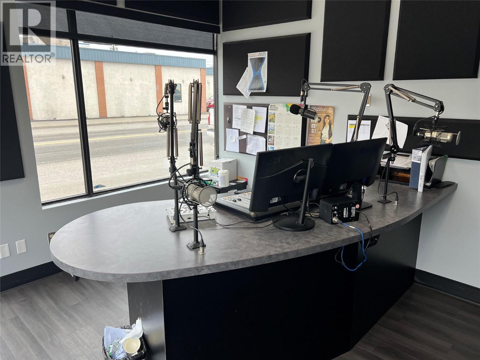 205 Cranbrook Street N, Cranbrook, British Columbia  V1C 3R1 - Photo 8 - 10371355