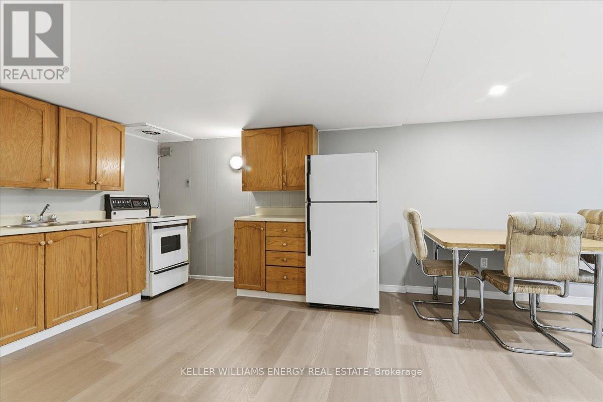 81 Haymarket Road, Toronto (Downsview-Roding-Cfb), Ontario  M3L 1H8 - Photo 28 - W12642060