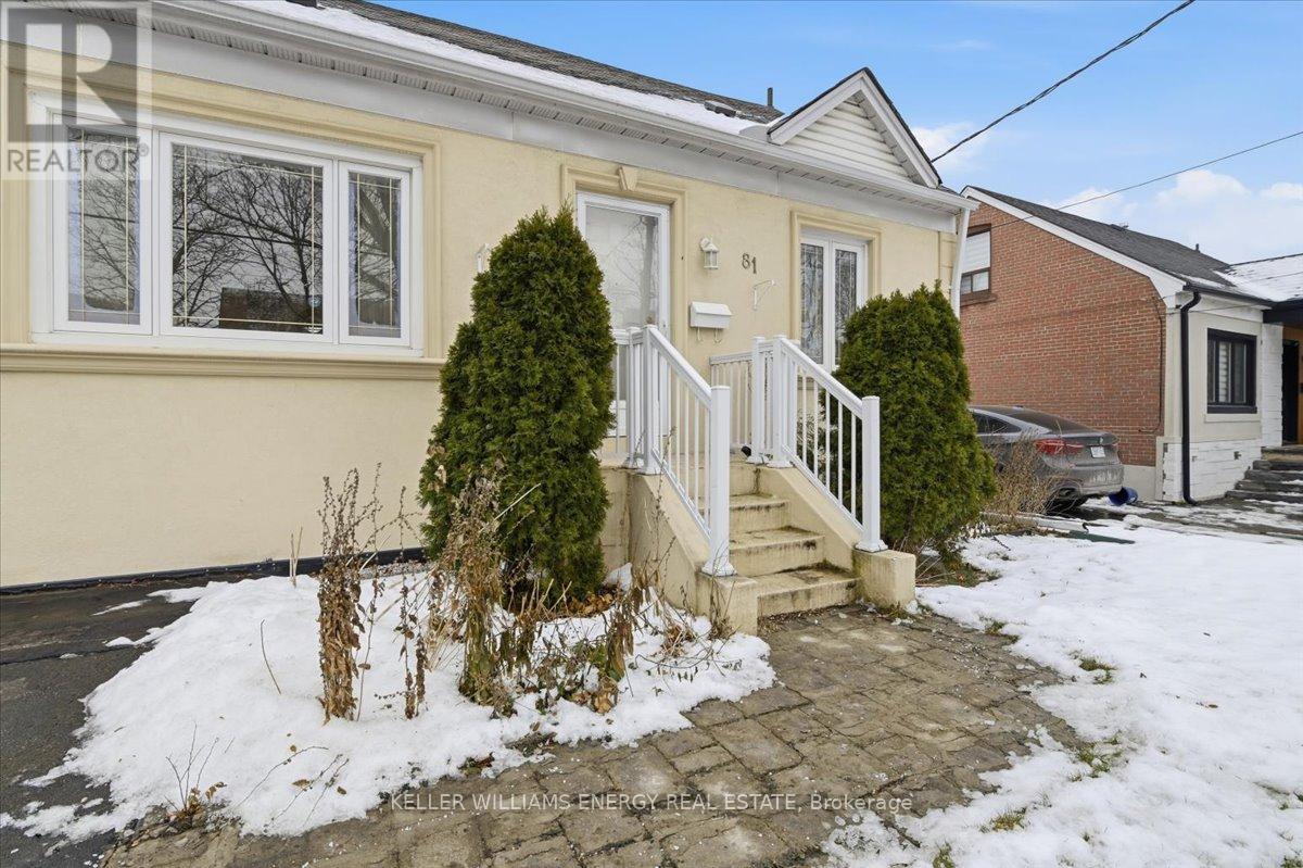 81 Haymarket Road, Toronto (Downsview-Roding-Cfb), Ontario  M3L 1H8 - Photo 3 - W12642060