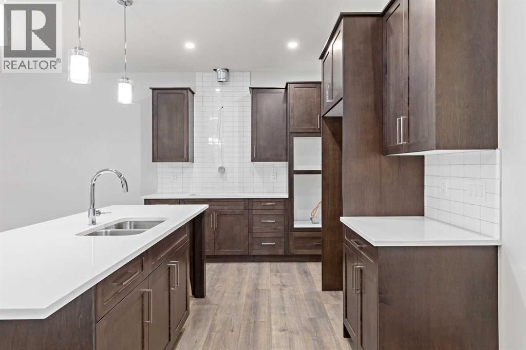 136 Wolf Hollow Manor Se, Calgary, Alberta  T2X 5R9 - Photo 5 - A2264875