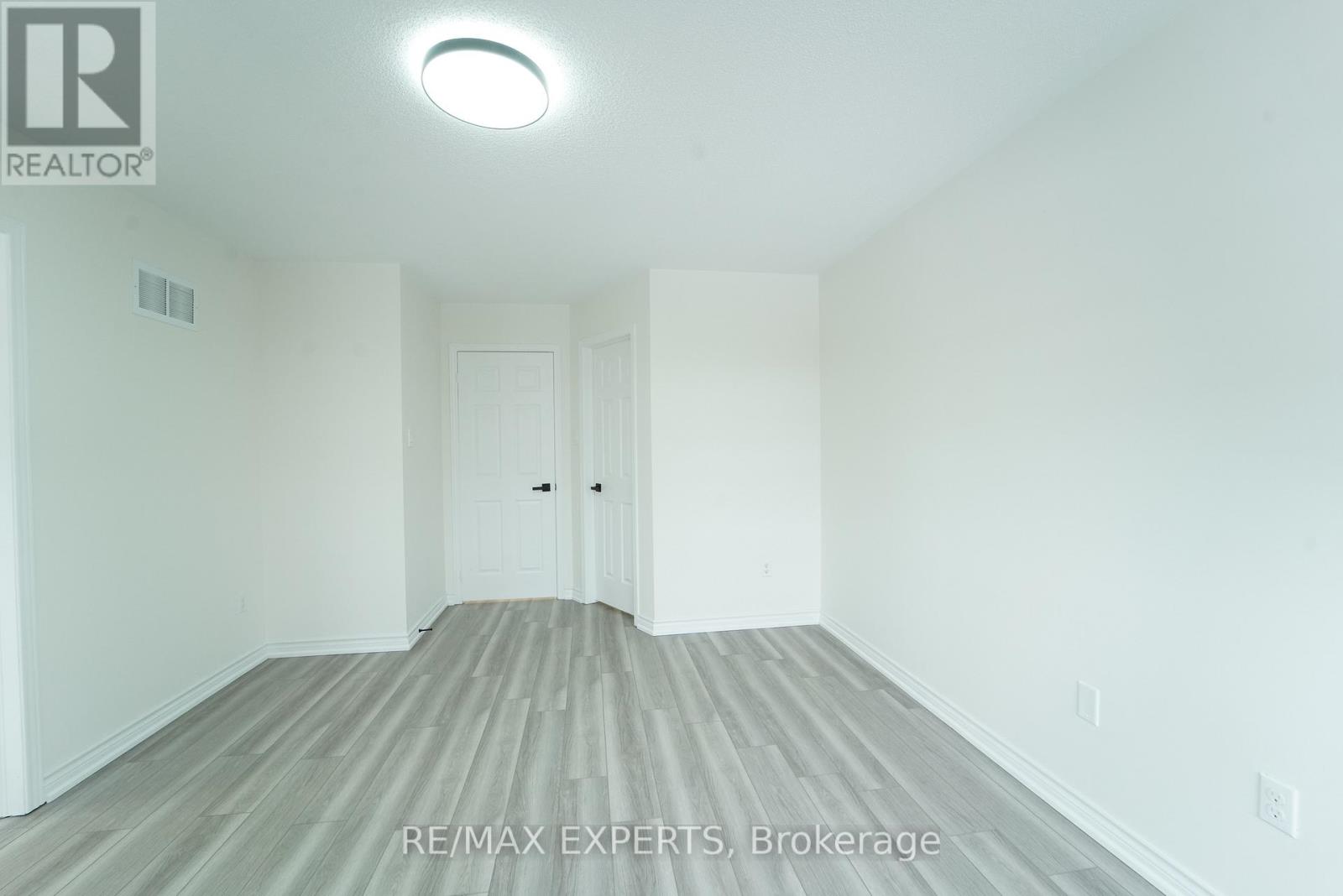 64 Peppertree Lane, Whitchurch-Stouffville, Ontario  L4A 0M8 - Photo 26 - N12641520