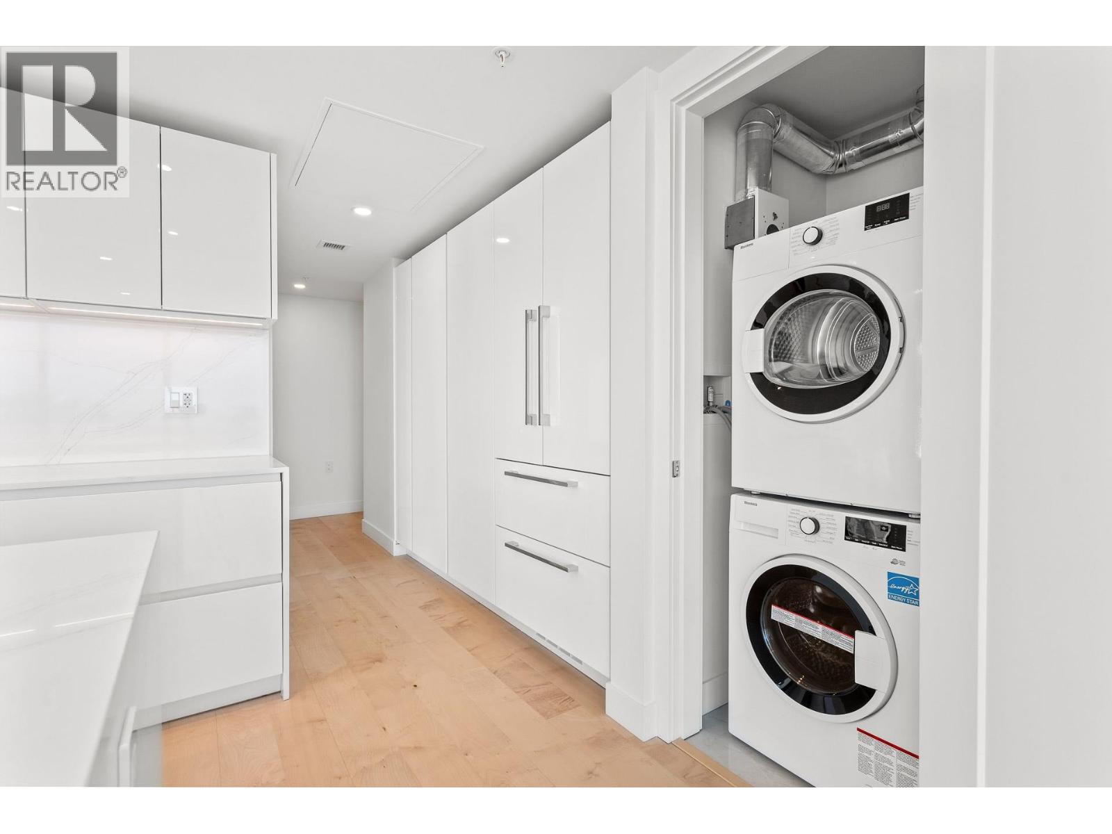 1506 135 E 13th Street, North Vancouver, British Columbia V7L 0J8 - Photo 25 - R3074486