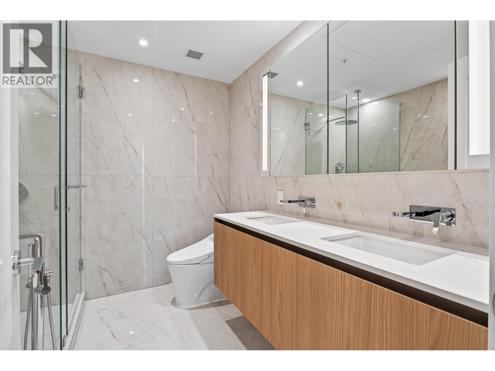 1506 135 E 13th Street, North Vancouver, British Columbia V7L 0J8 - Photo 31 - R3074486