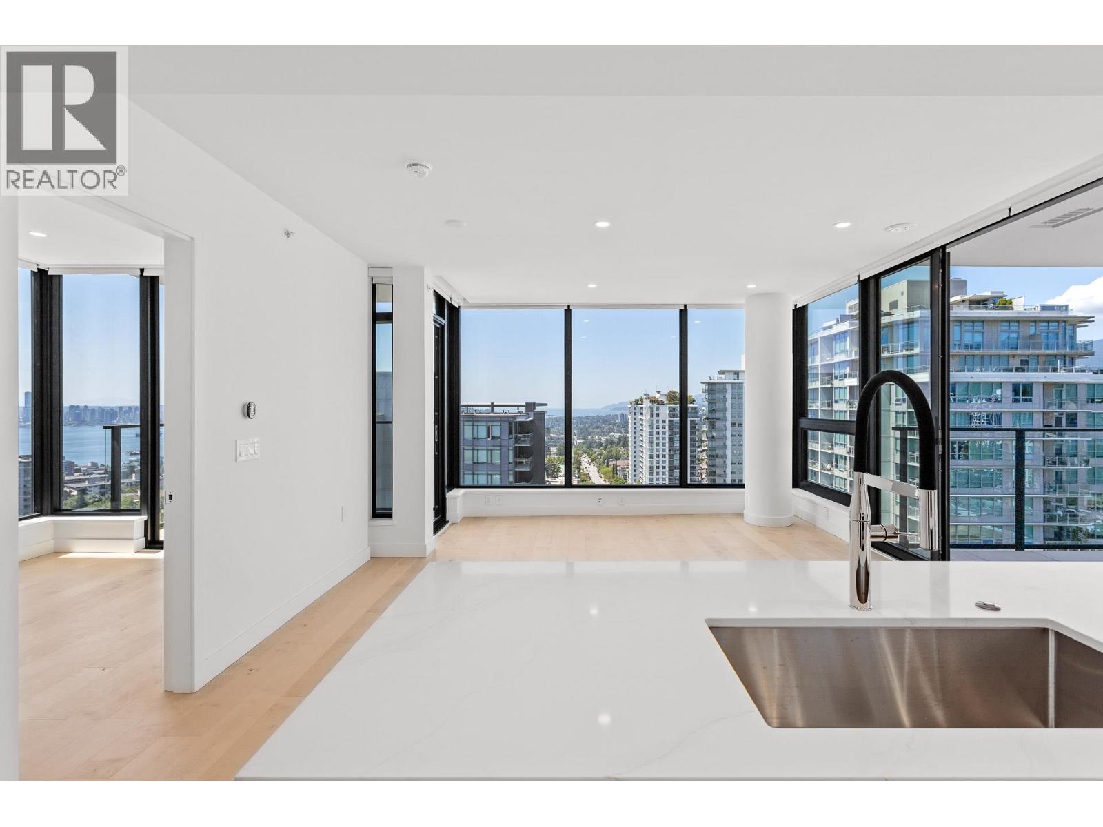 1506 135 E 13th Street, North Vancouver, British Columbia V7L 0J8 - Photo 6 - R3074486