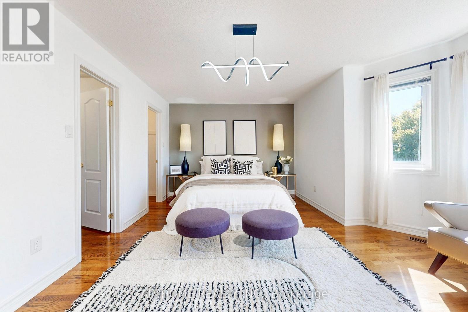 812 Foxcroft Boulevard, Newmarket, Ontario  L3X 1M8 - Photo 21 - N12642064