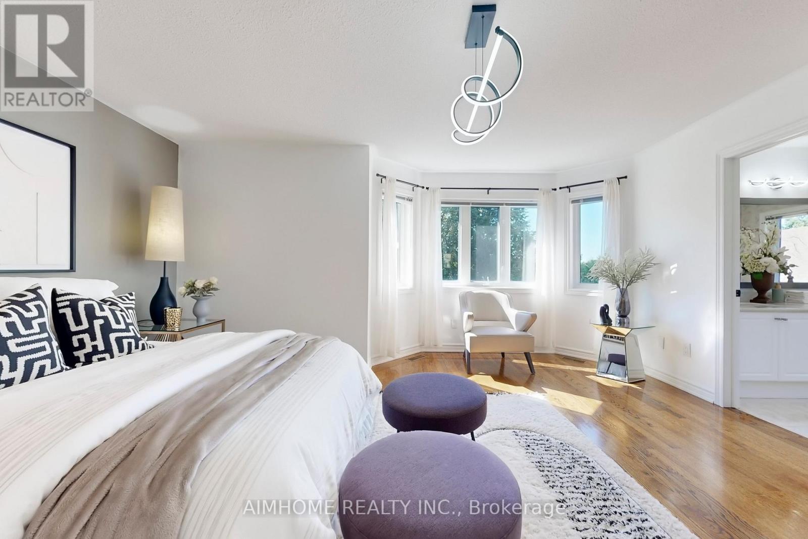 812 Foxcroft Boulevard, Newmarket, Ontario  L3X 1M8 - Photo 22 - N12642064