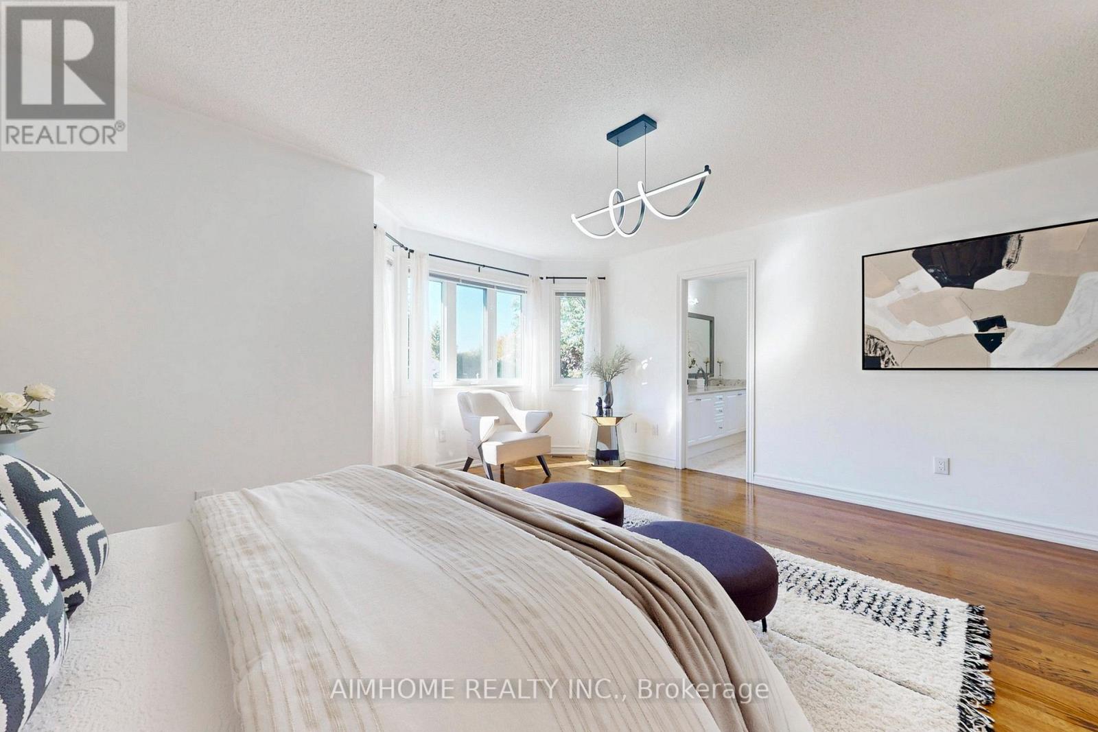 812 Foxcroft Boulevard, Newmarket, Ontario  L3X 1M8 - Photo 24 - N12642064