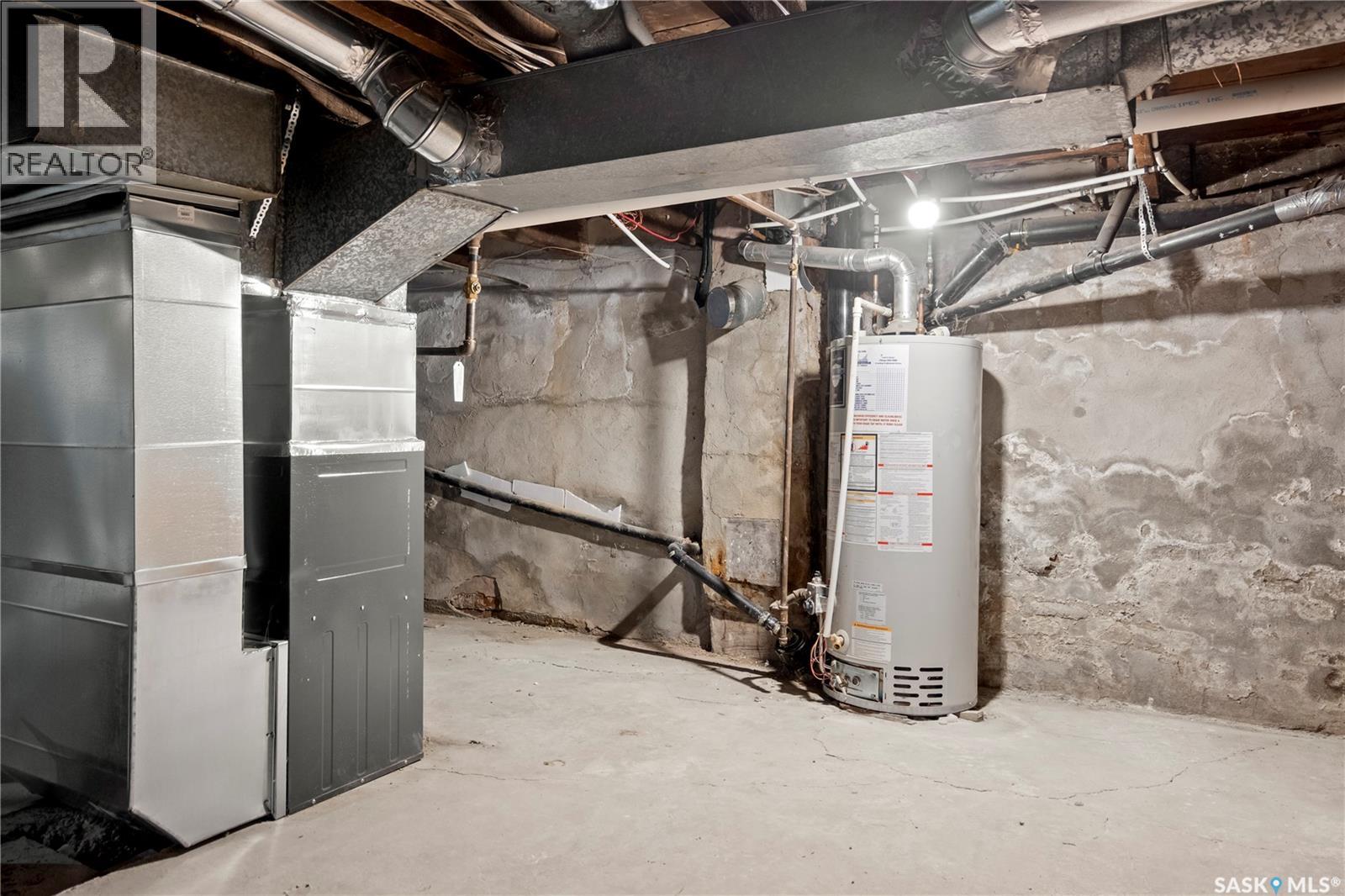 1124 Victoria Avenue, Regina, Saskatchewan  S4P 0N7 - Photo 22 - SK025773