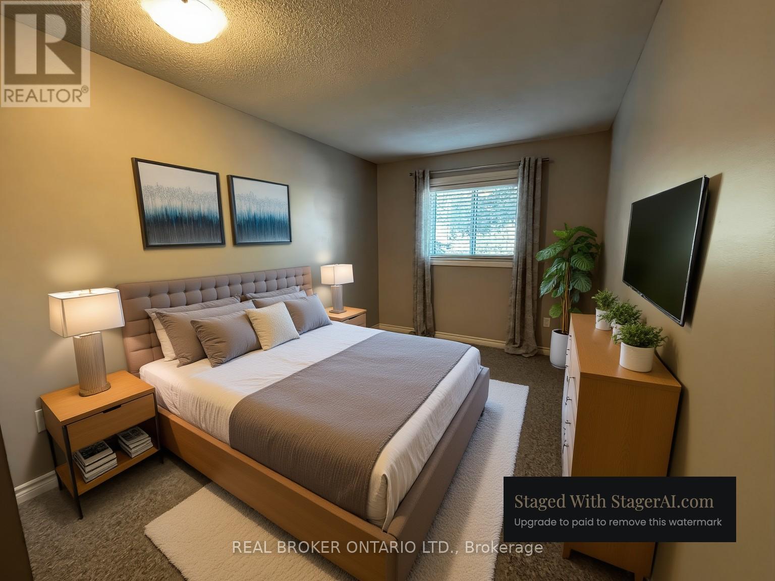 Upper - 102 Bonaventure Drive, London East, Ontario  N5V 4A7 - Photo 4 - X12642066